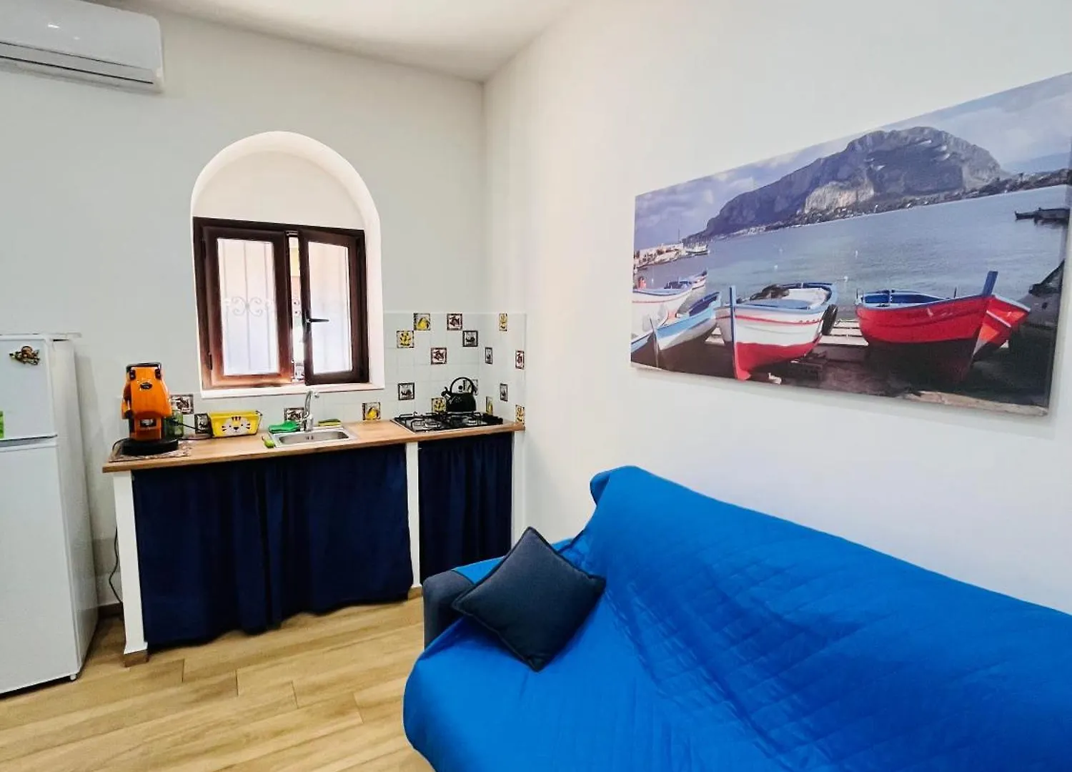 Casa Vacanze Di Maria Palermo 0*,